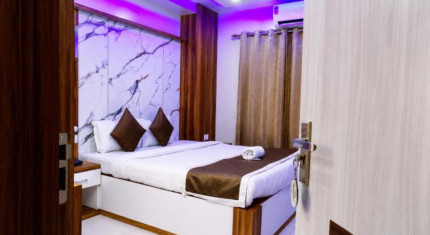 Hotel Island Park – Guwahati, TX