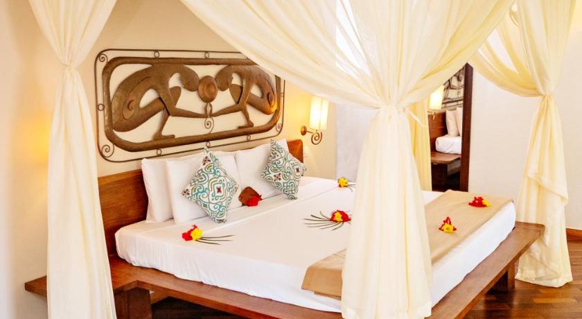 รูปของสวีท เตียงคิงไซส์ วิวทะเลบางส่วน (Partial Sea View Suite King) 4