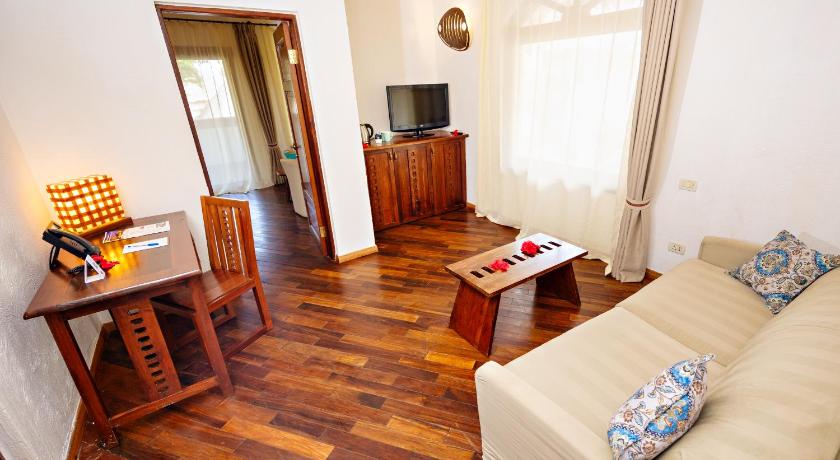 รูปของSuperior Garden View Suite Twin 14