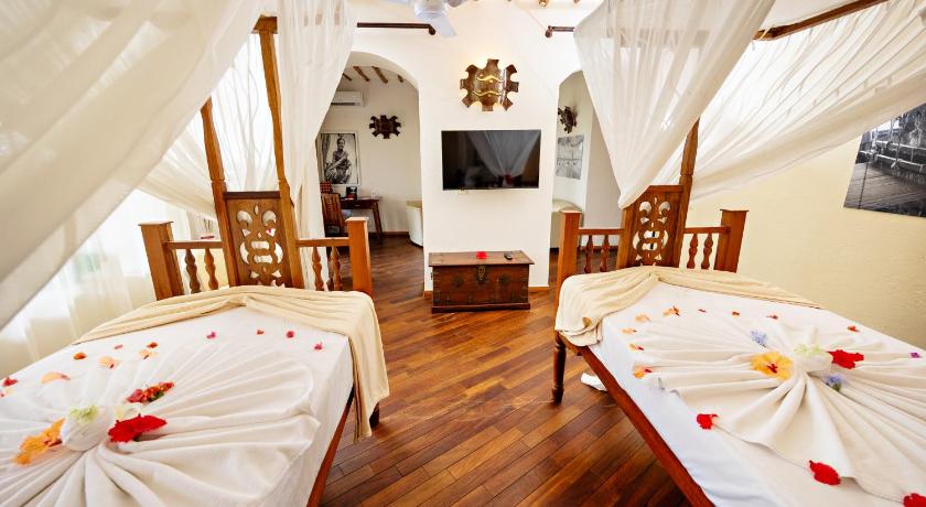 รูปของห้องสวีทเตียงแฝดพร้อมวิวทะเลบางส่วน (Partial Sea View Suite Twin) 3