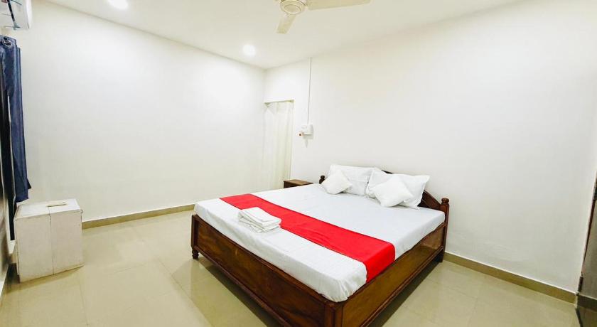 Raj Garden Resort