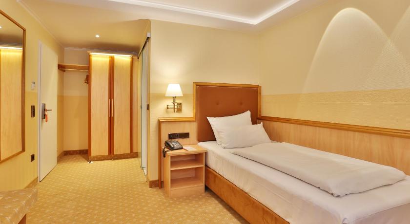 Hotel Mack In Mannheim Room Deals Photos Reviews