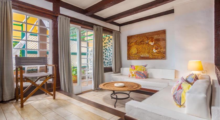 Image of Studio with Balcony 0