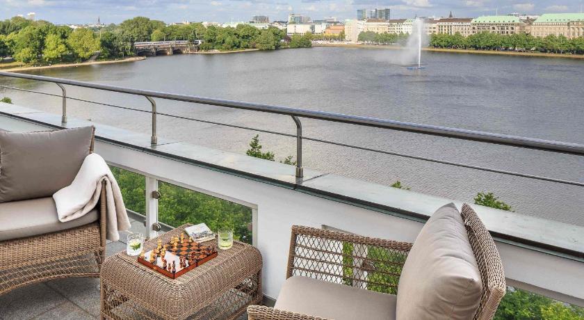 Image of Deluxe Double Room with Balcony - Lake Side 1