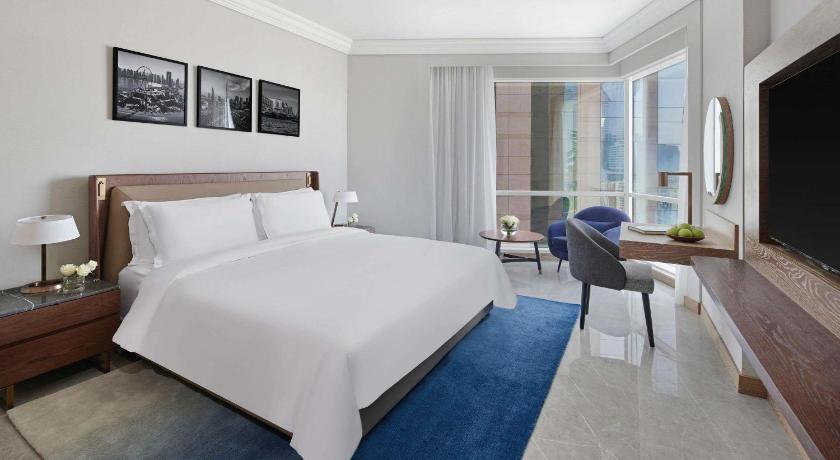 Image of FAIRMONT King - 41sm 441sf. 9