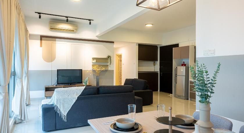 Regalia Residence - image 3