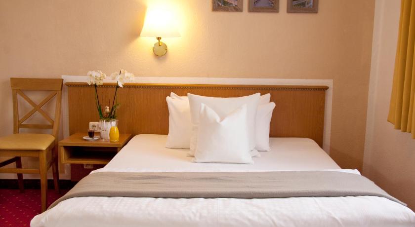 Stadthotel Erding photo