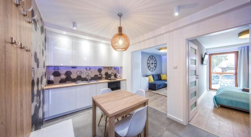 扎科帕内 Apartamenty Pod Gubalowka 4星级 民宿 泳池