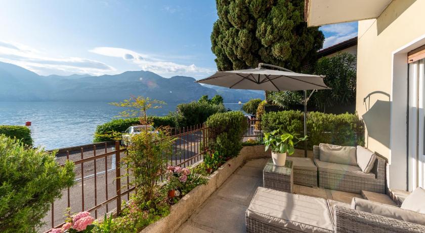 Lakefront Apartment Di Lago Terrace by GardaDoma