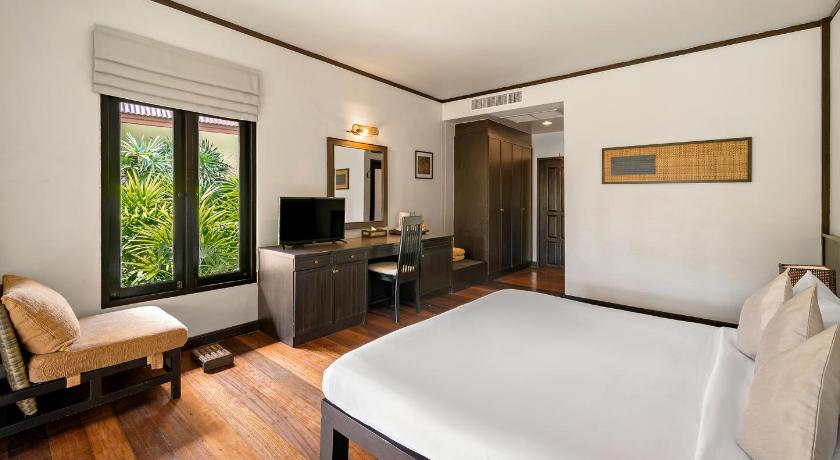 Image of Superior Room 6