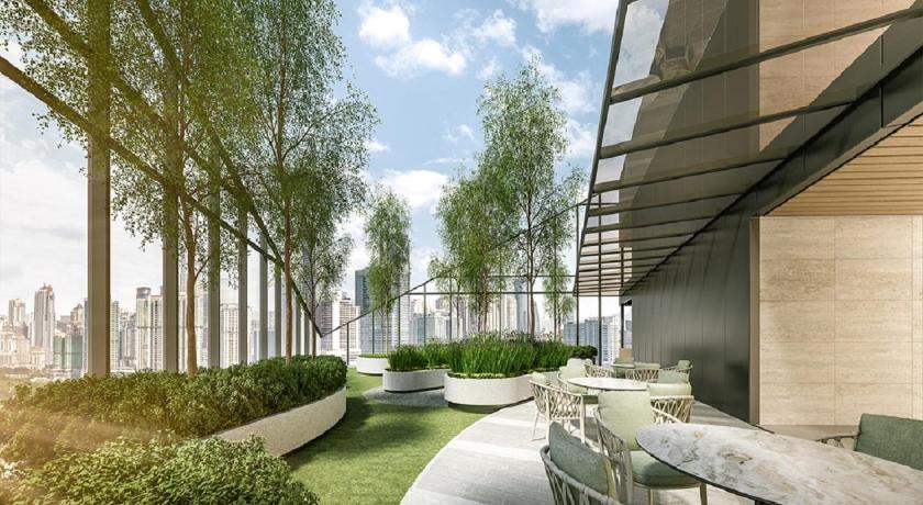 Dream House At Skyline - image 10