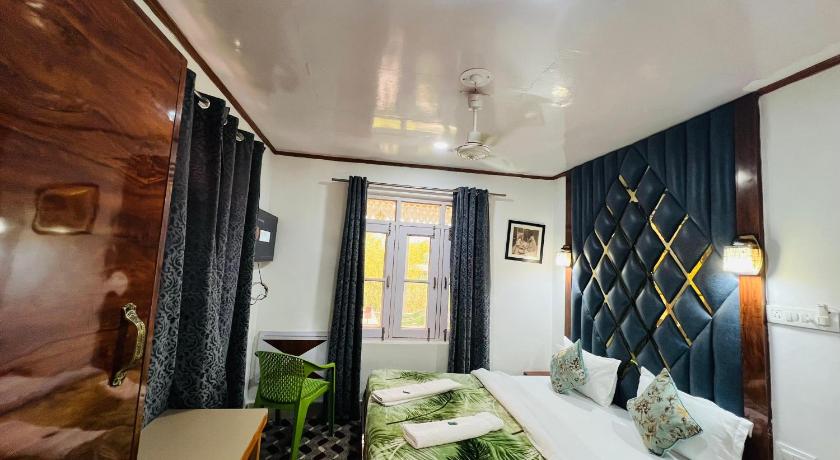 Hotel Chachoo Palace – Srinagar, PA