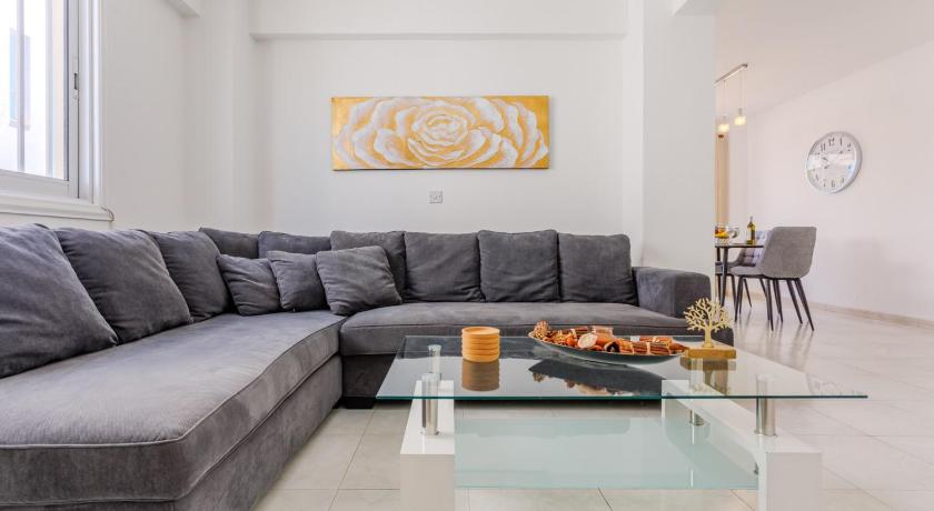 TelMar Central Avenue Stay