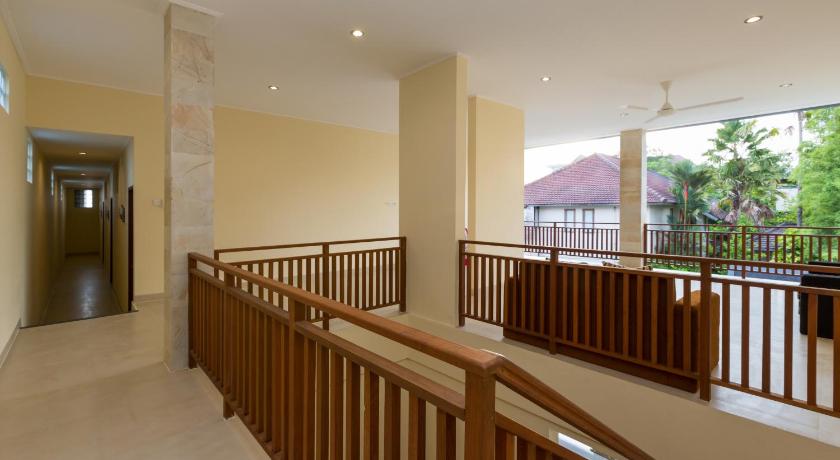 Kubu Petitenget Suite Seminyak - image 6