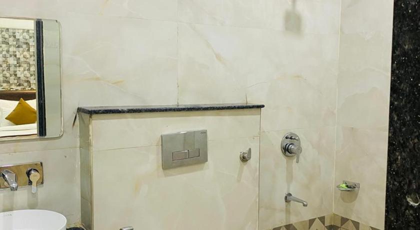 Hotel Dream Palace - image 7