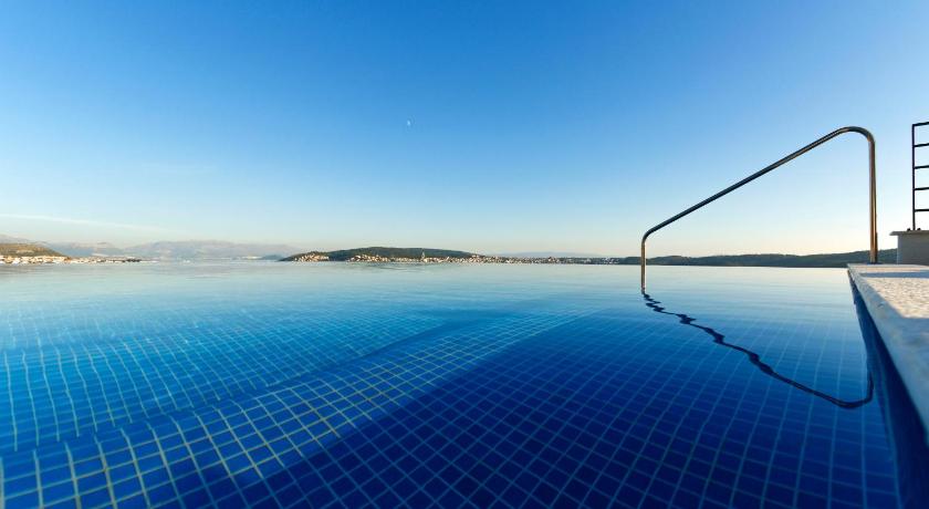 Hotel Ola - Adults Only photo