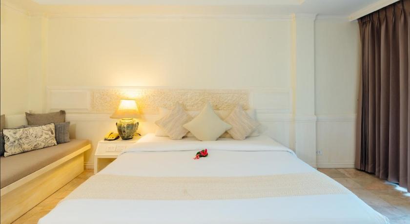 Image of Grand Deluxe 6