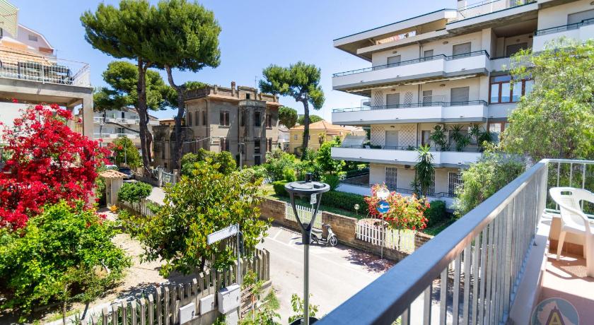 62 - Accogliente a due passi dal mare