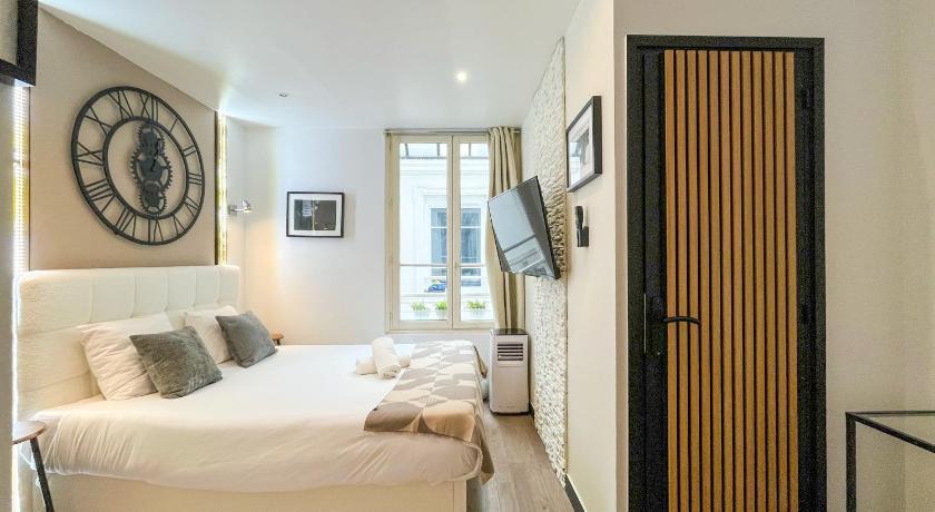 Image of Apartment 9