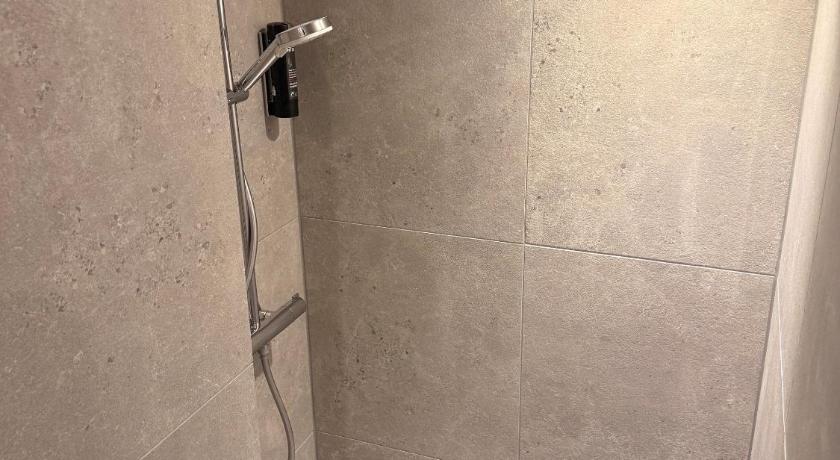 Image of Twin Room 16