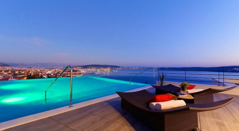 Hotel Ola - Adults Only photo