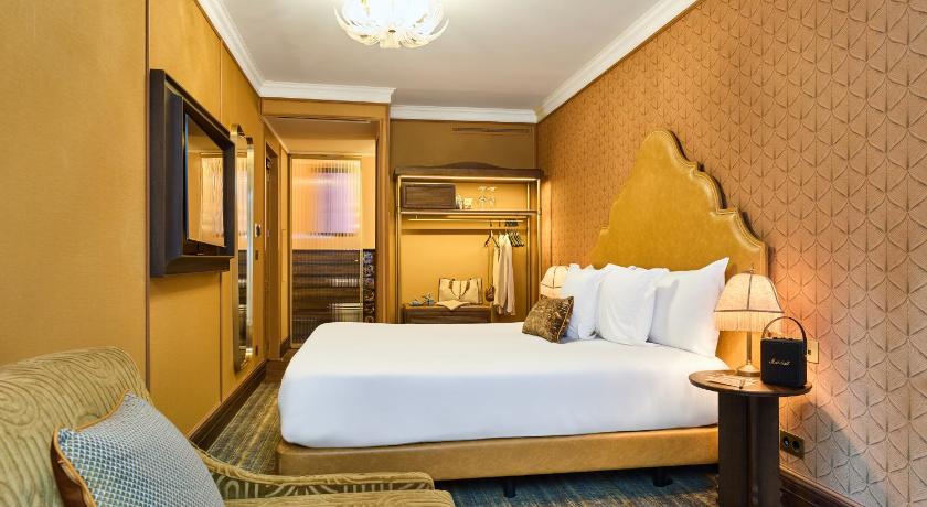 Deluxe szoba erkéllyel (Deluxe Room with Balcony) fotója 1