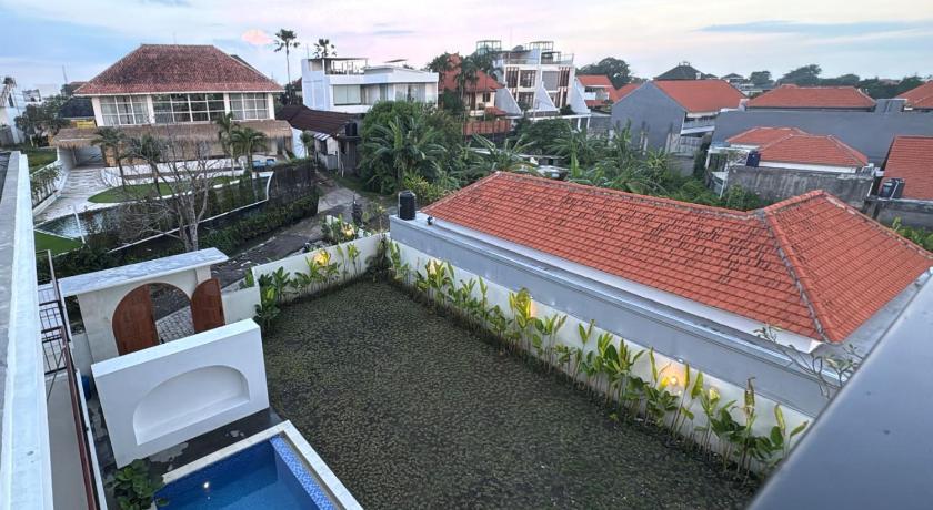 TRISUMA GUEST HOUSE - image 22
