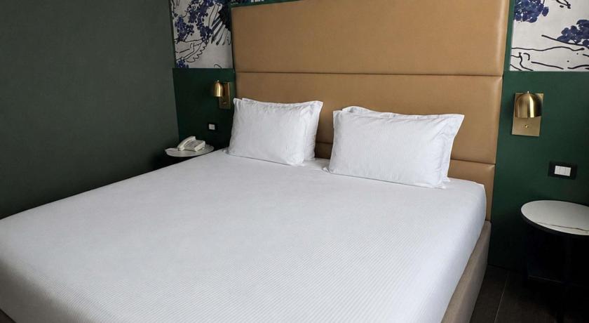 Image of Junior Suite with Two Spaces and Terrace 1