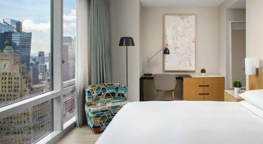 Image of 1 King Bed High Floor Times Square View 0