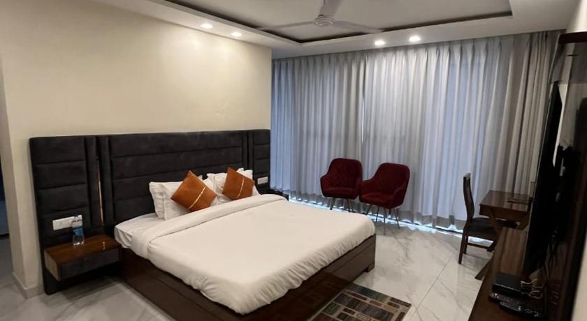 Hotel Barog Heights - image 20