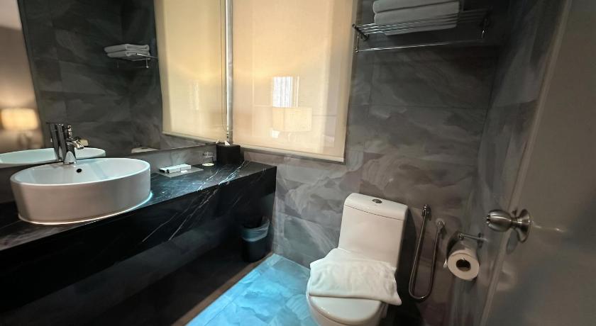 Image of Heritage Deluxe Room 5
