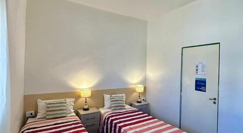 Image of Double Room with Private Bathroom 7