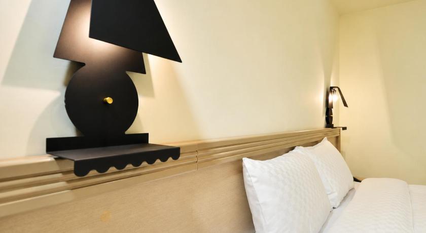 Bravo Hotel - image 28