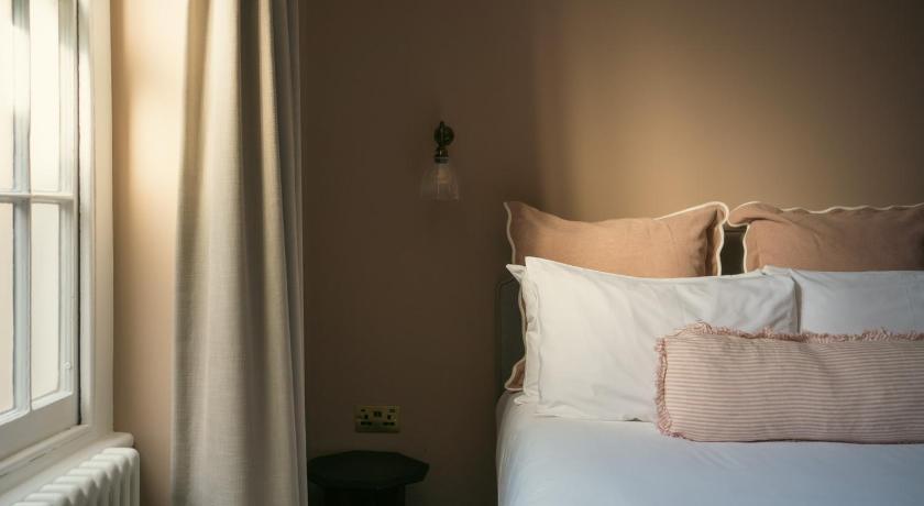 Image of Pimlico Double, Bower House Building 11