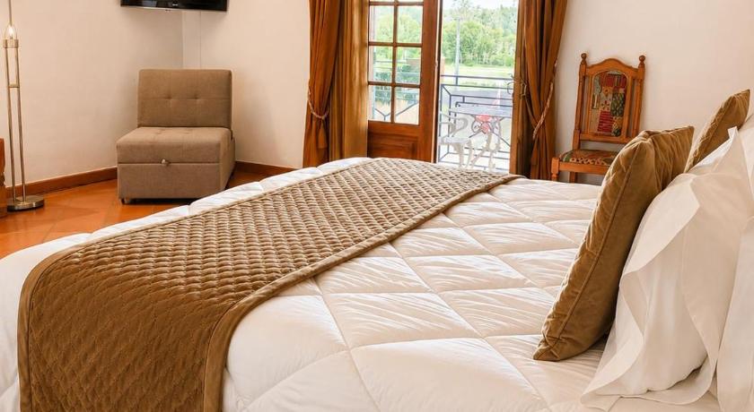 Image of Double Room with Balcony with Pool or Lagoon View 0
