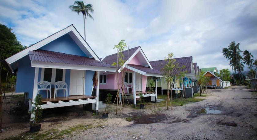 Image of Standard Bungalow 5