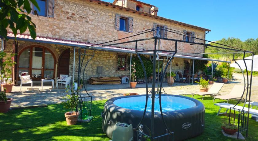 Il Peppolo Country House