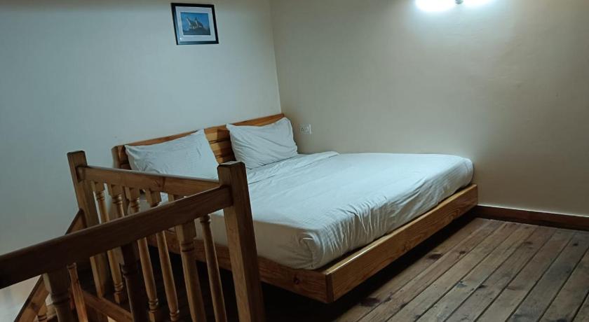 The Kumaon Retreat - image 20