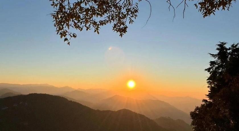 The Kumaon Retreat - image 31