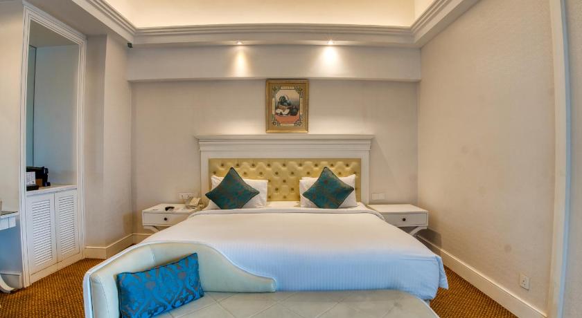 Image of Studio Room 5