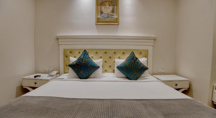 Image of Executive Suite 14