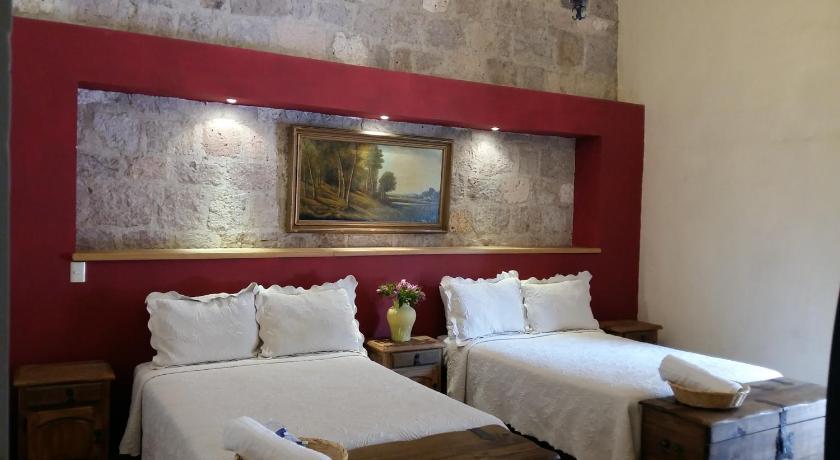 Casa Limonchelo Hotel B&amp;B — Hotel in Morelia