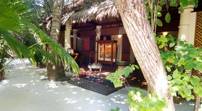 Embudu Village Maldives - image 13