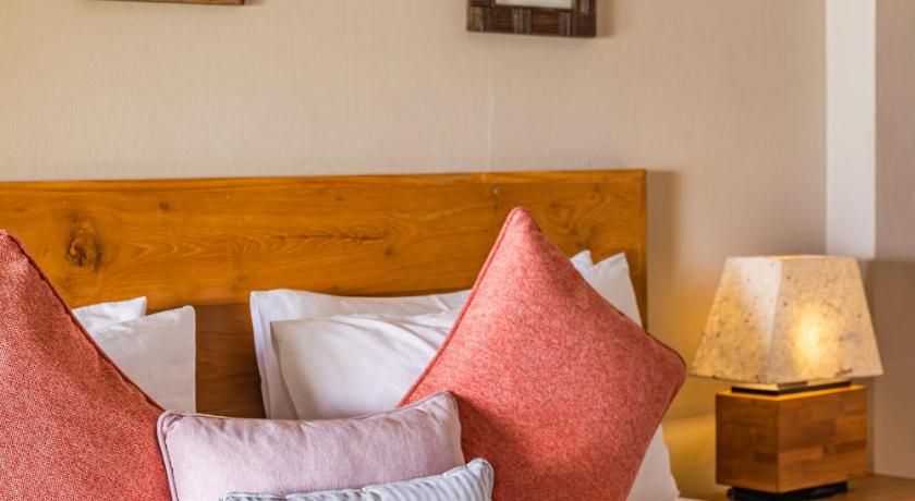 Image of Superior Partial Sea View Bungalow 8