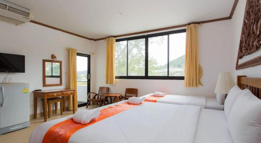 Image of Triple Room 0