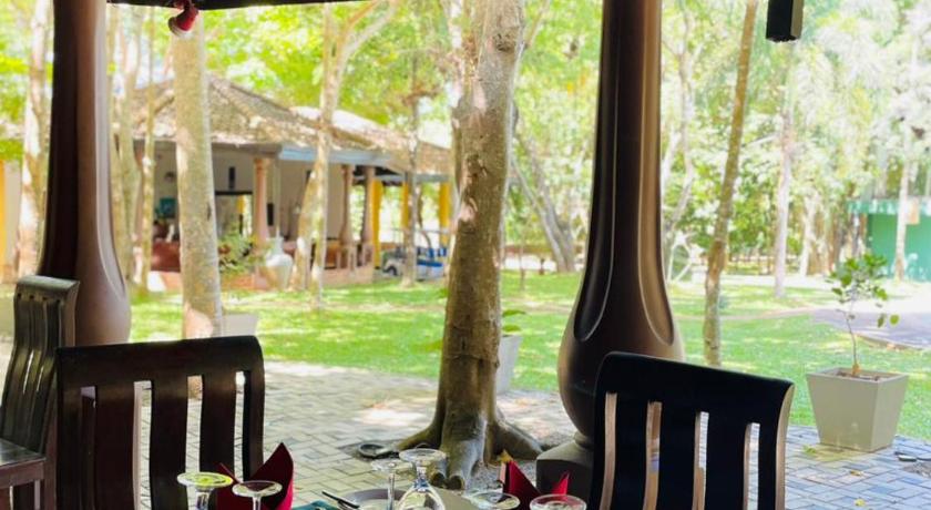 Hotel Kamrel Sigiriya - image 4