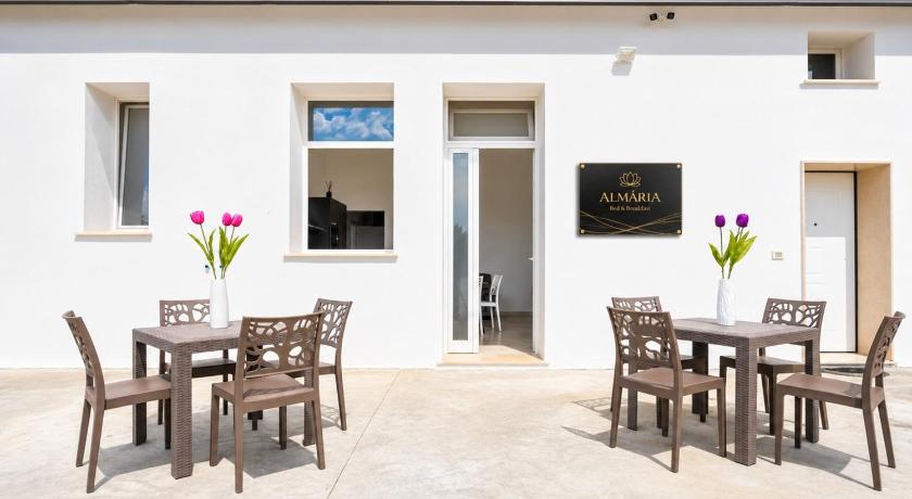 Almaria - Rooms e Garden