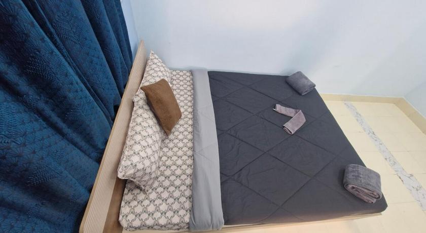 City view 1bhk room for 4 person - image 12