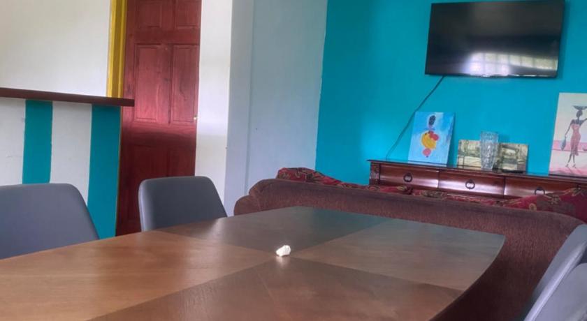 Image of Apartment with Garden View 7