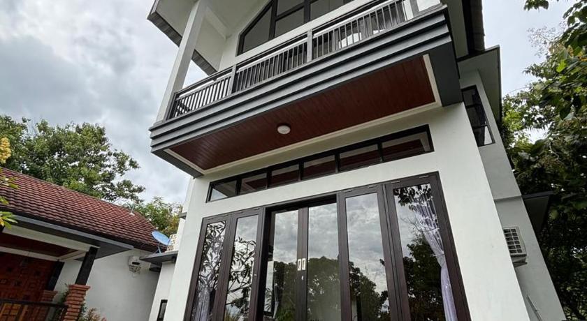 Tampilan Villa Mubu